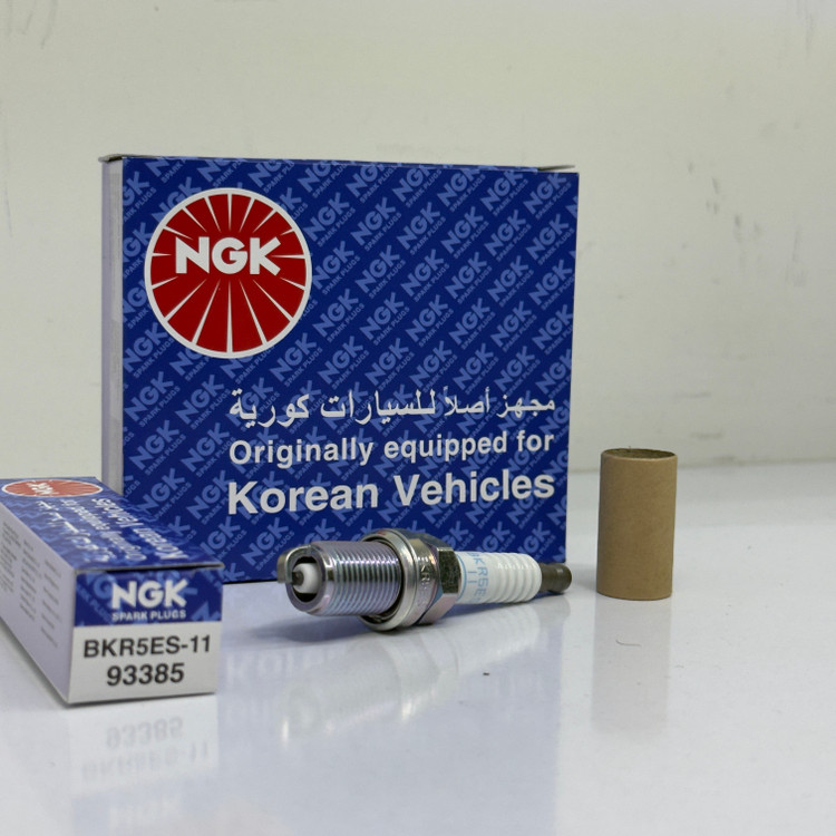 شمع NGK کد5 پایه کوتاه 93385 اورجینال