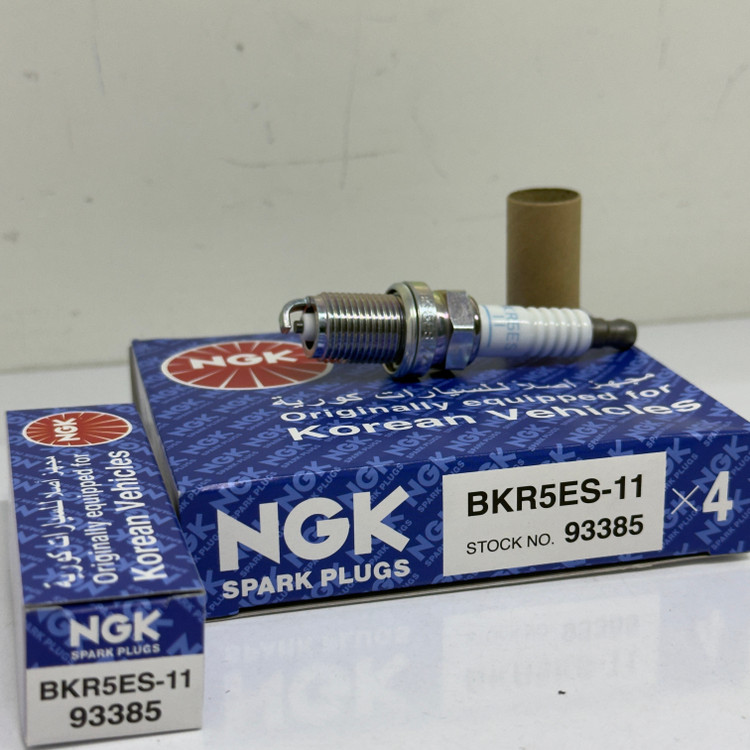 شمع NGK کد5 پایه کوتاه 93385 اورجینال